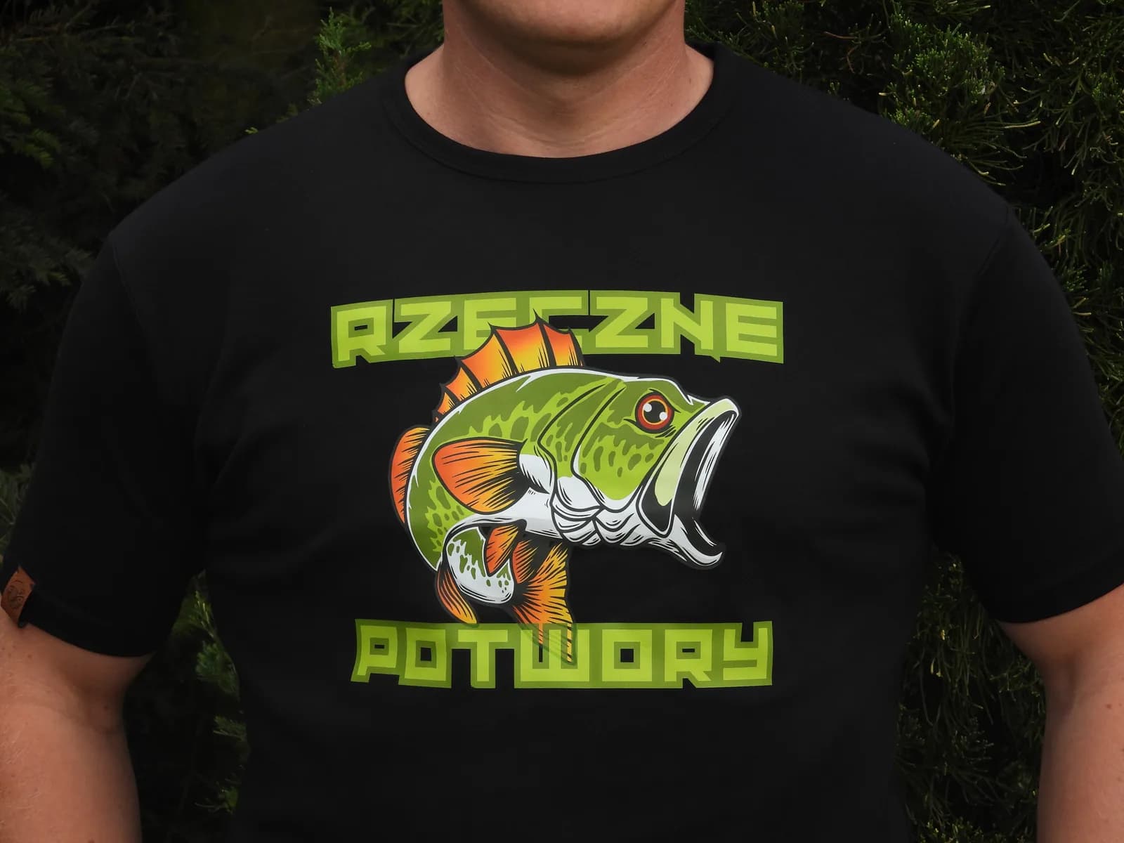 Pierwsza, szkicowa forma wzoru Rzeczne potwory